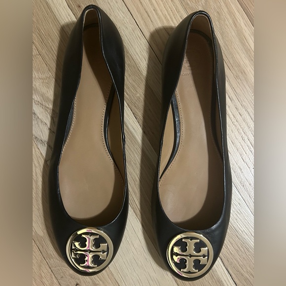 Tory Burch Flats - Picture 1 of 5